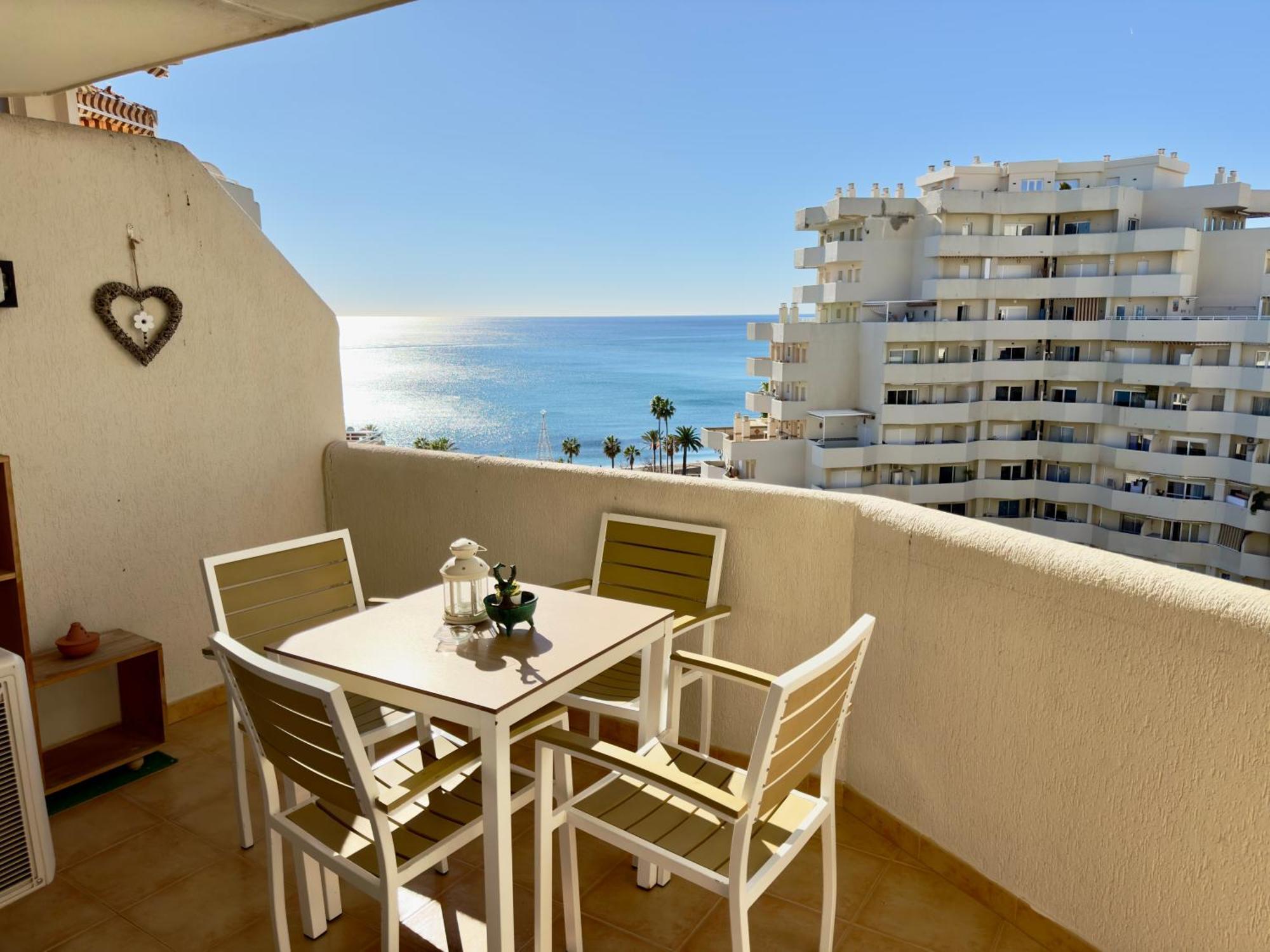 G&G Benalbeach Mediterranean Views Benalmadena Exterior photo